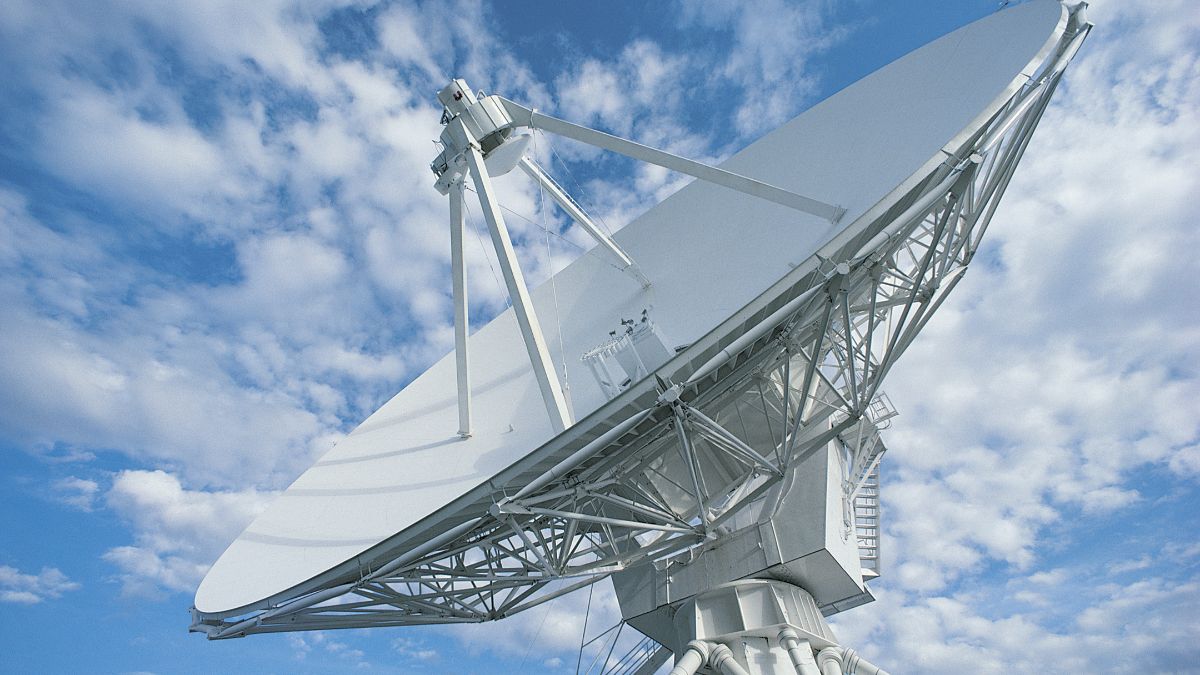 Satellite Networks and Emergency Response: Lifelines in Times of Crisis